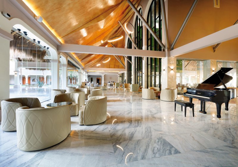 Ausstattung & Service