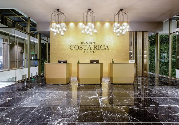 Ausstattung & Service