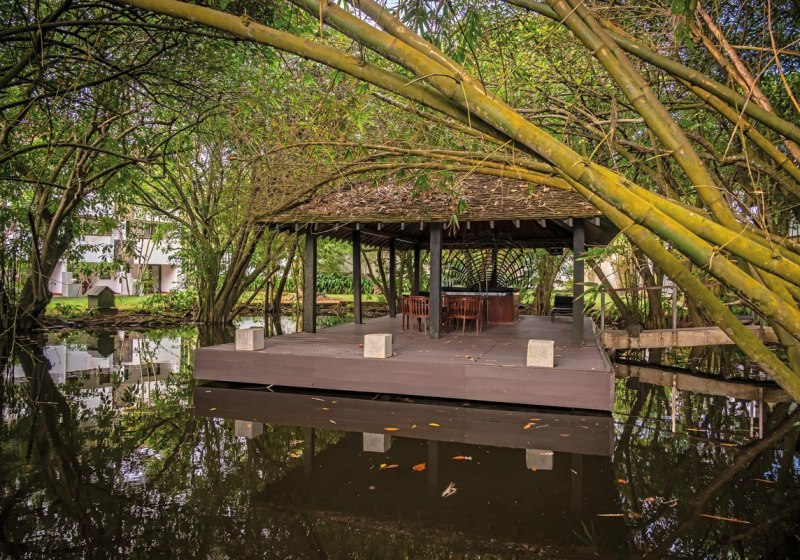 Ausstattung & Service