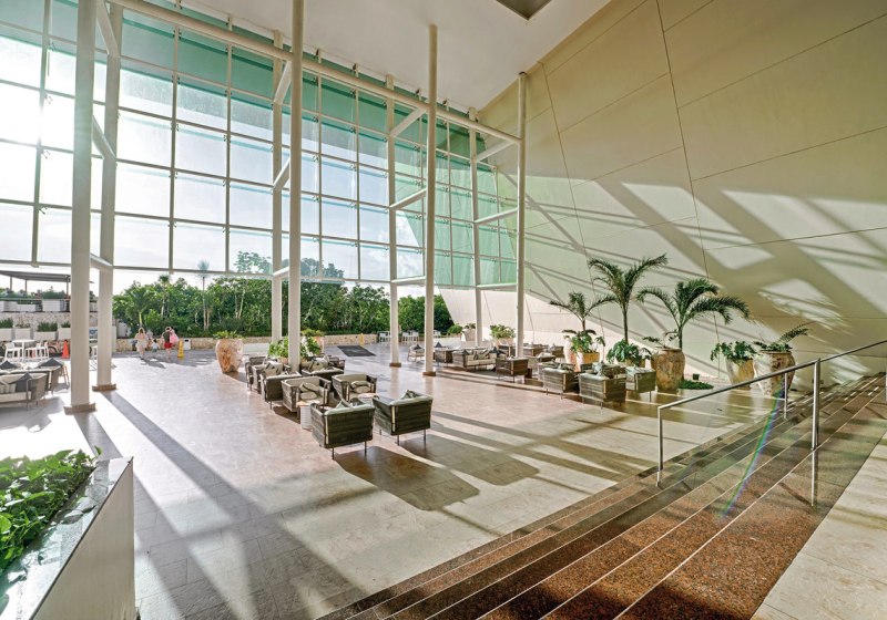 Ausstattung & Service