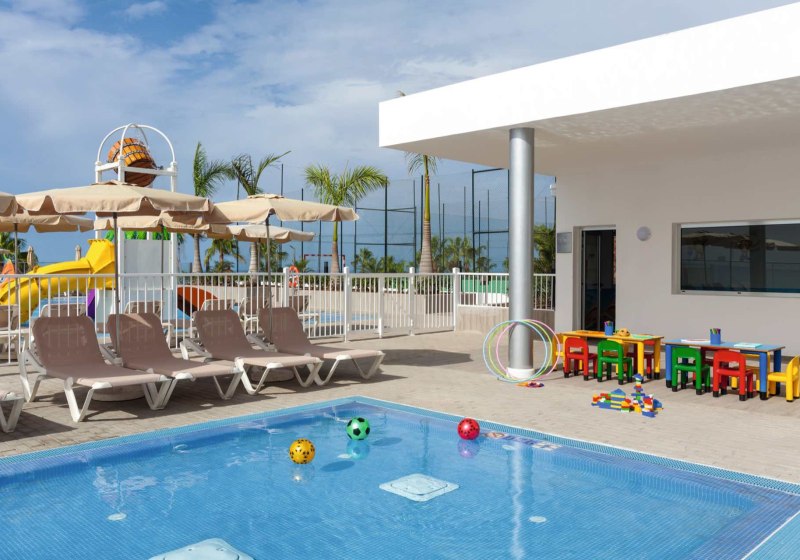 Ausstattung & Service