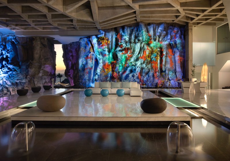 Ausstattung & Service