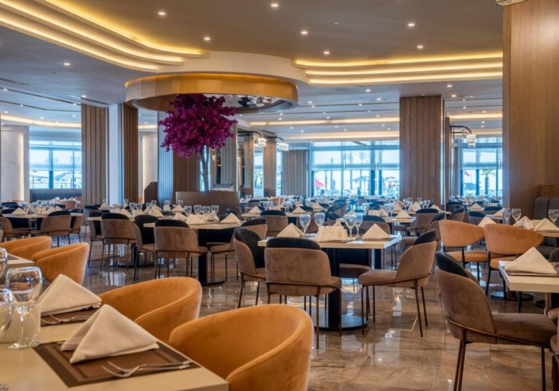 Ausstattung & Service