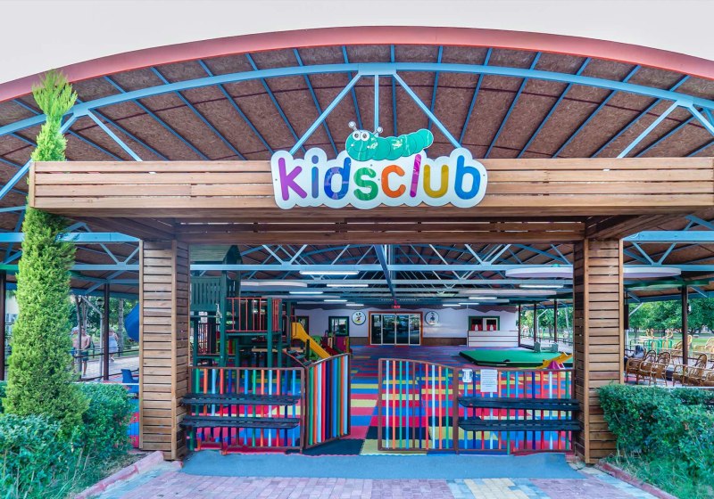 Lonicera World Hotel