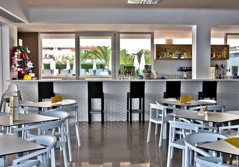 Ausstattung & Service