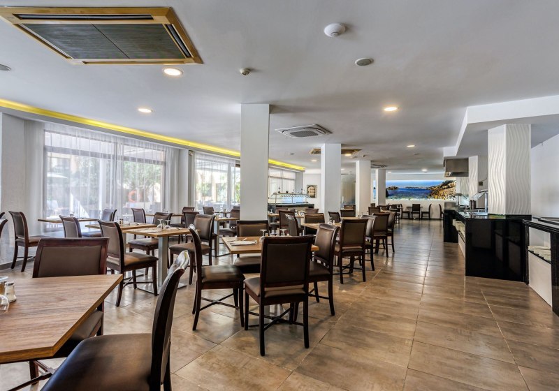 Ausstattung & Service