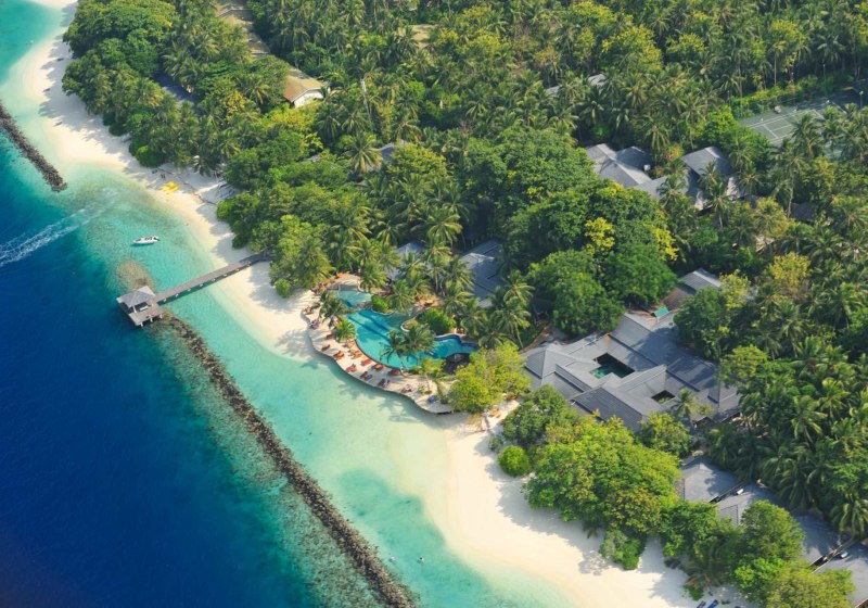Royal Island Resort