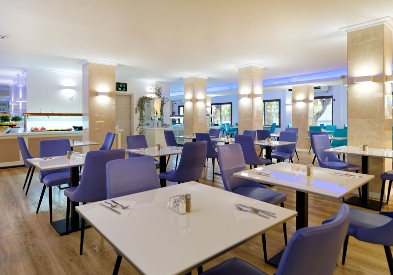 Ausstattung & Service