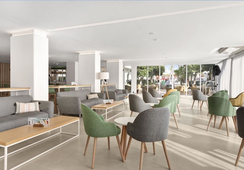 Ausstattung & Service