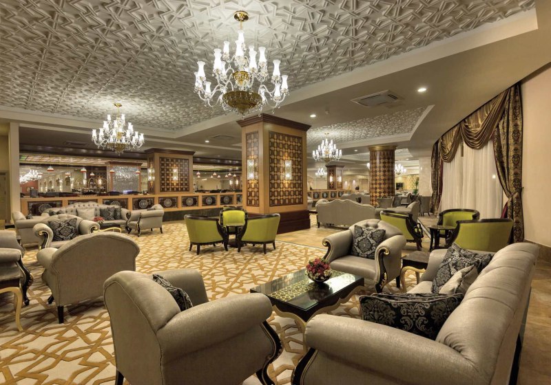 Ausstattung & Service