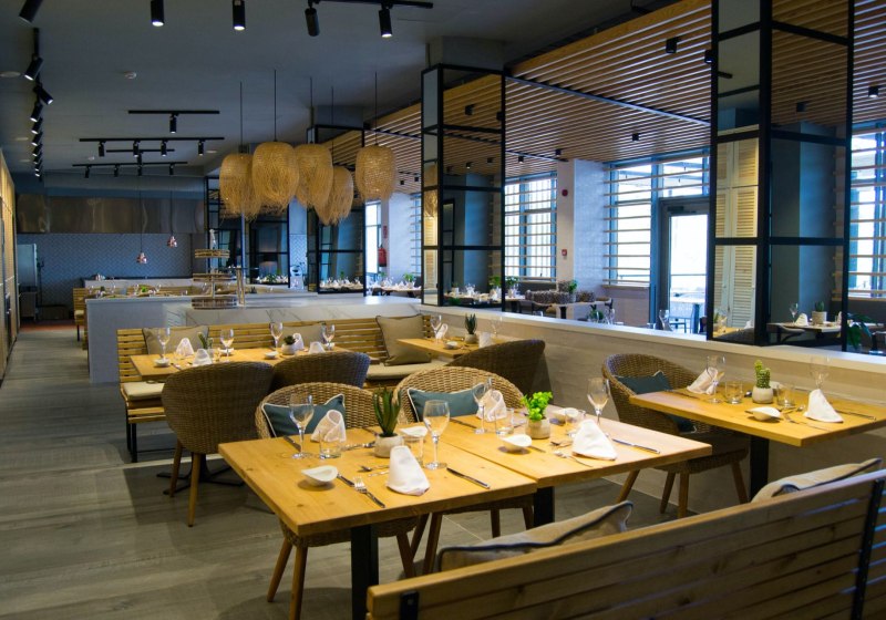 Ausstattung & Service