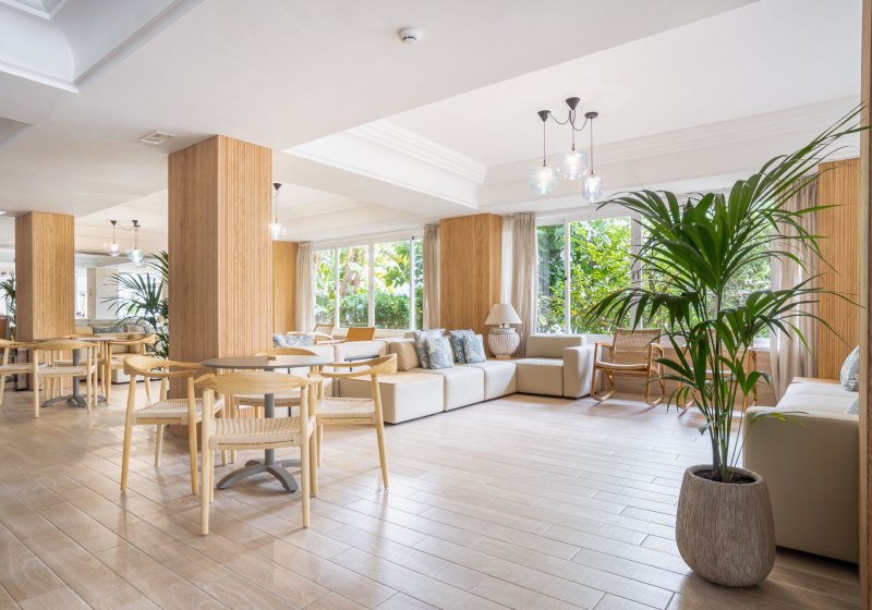 Ausstattung & Service