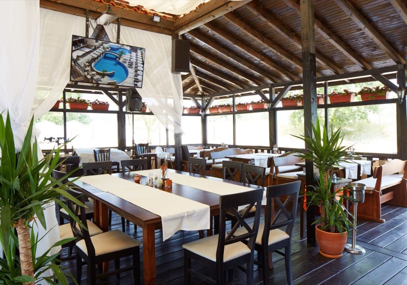 Ausstattung & Service