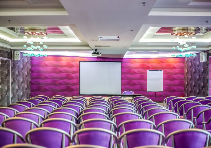 Ausstattung & Service