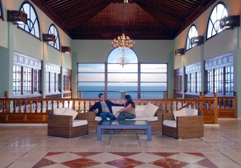 Ausstattung & Service