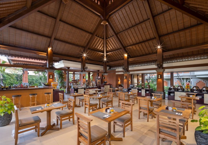 Ausstattung & Service