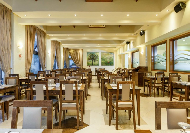 Ausstattung & Service