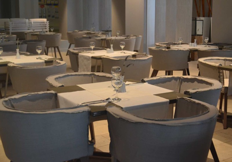 Ausstattung & Service