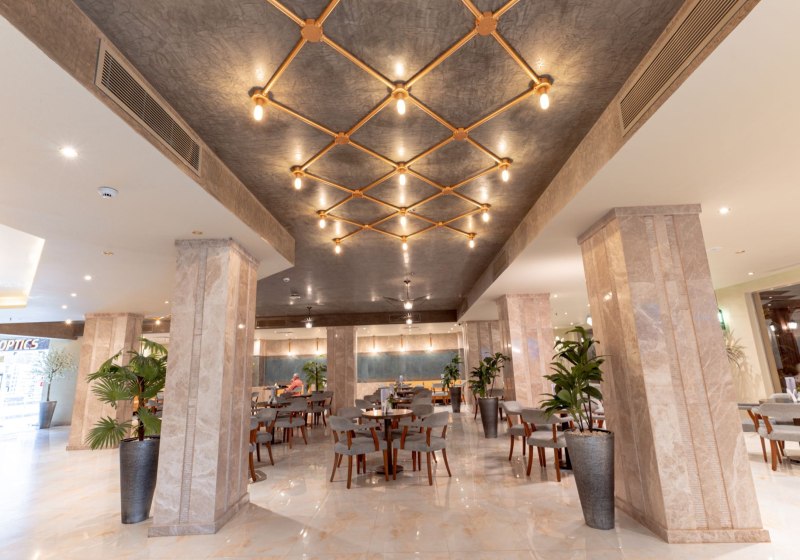 Ausstattung & Service