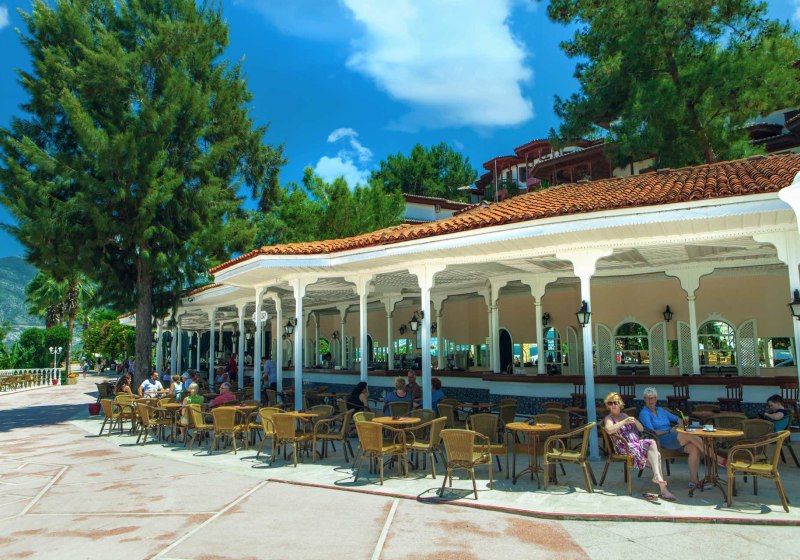 Ausstattung & Service