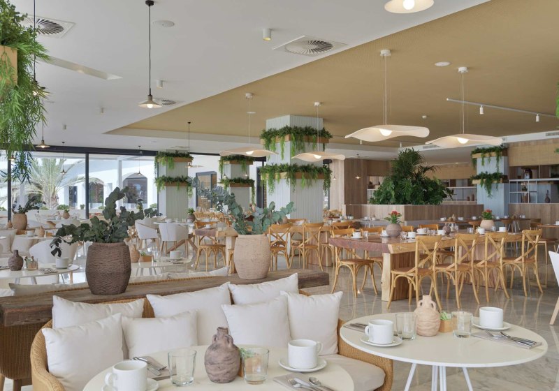 Ausstattung & Service