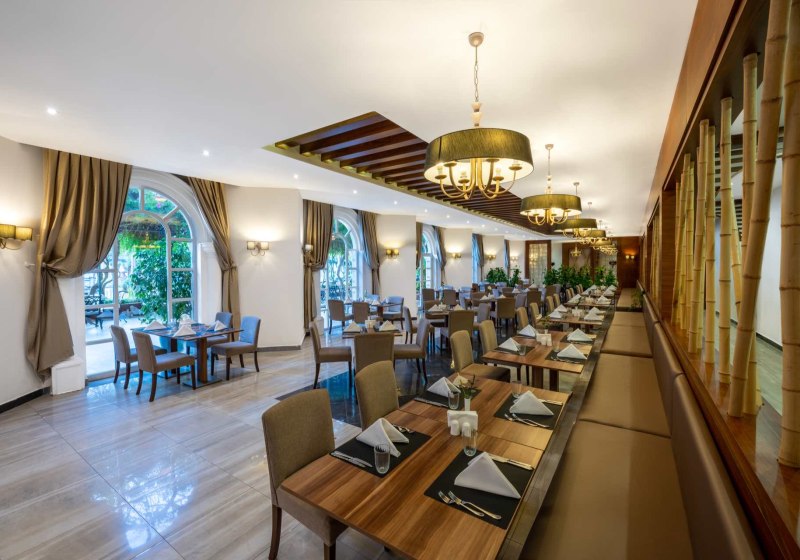 Ausstattung & Service