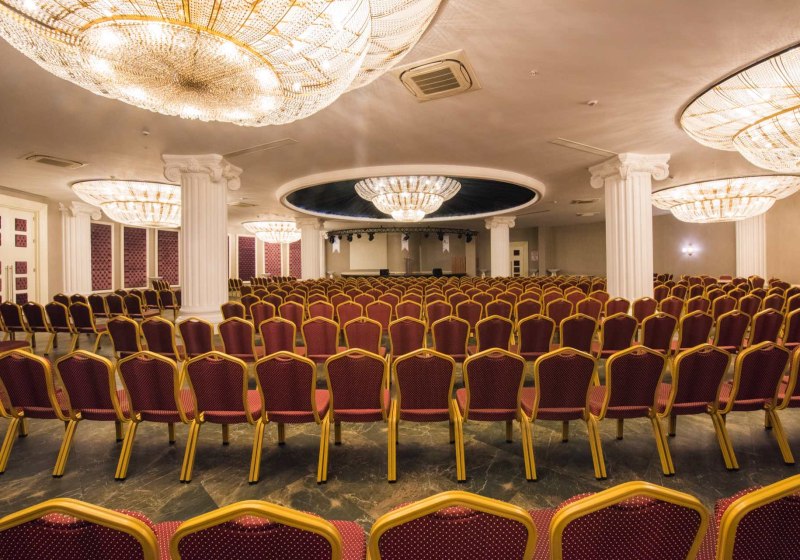 Ausstattung & Service