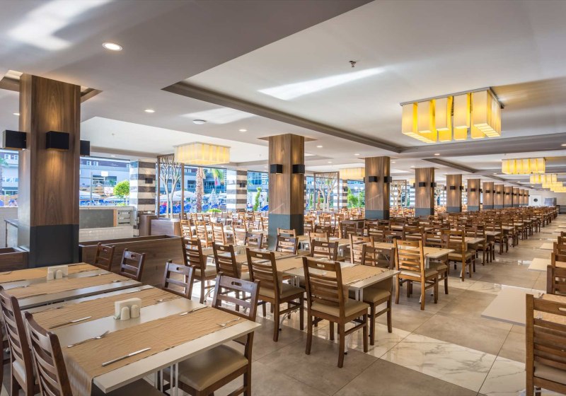 Ausstattung & Service