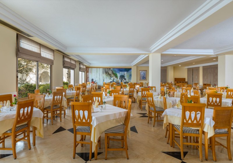 Ausstattung & Service