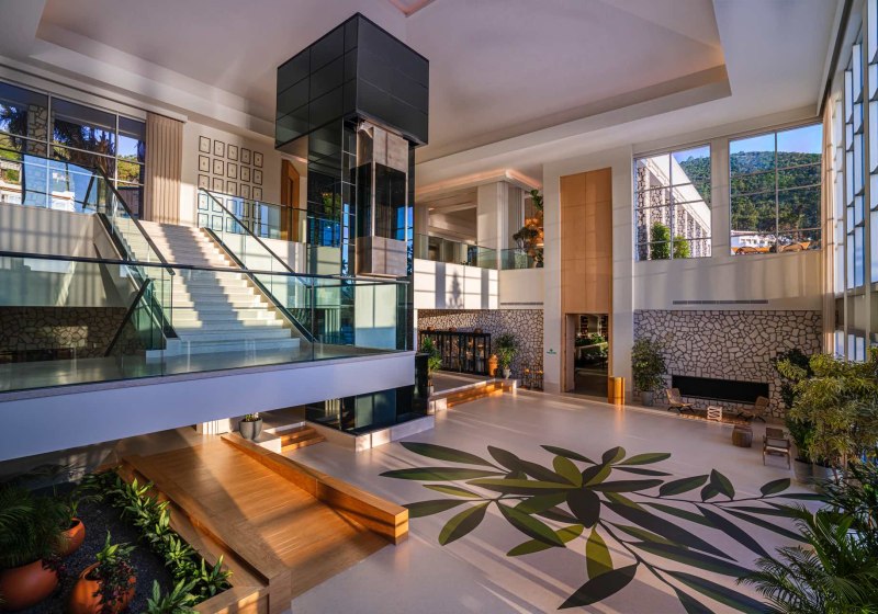 Ausstattung & Service