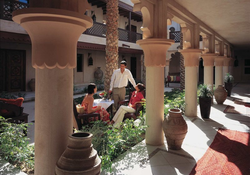 Ausstattung & Service