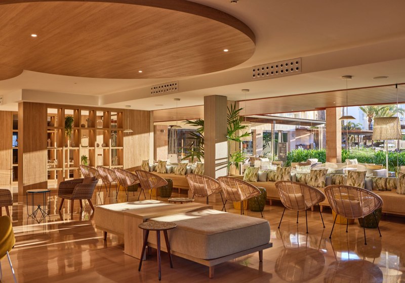 Ausstattung & Service