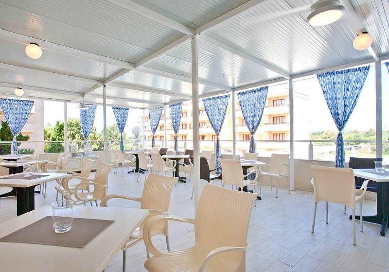 Ausstattung & Service