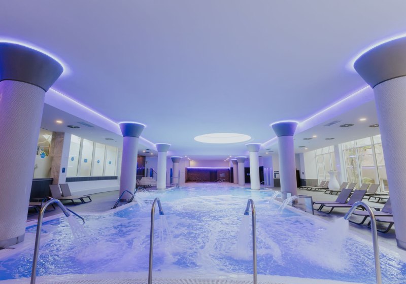 Ausstattung & Service