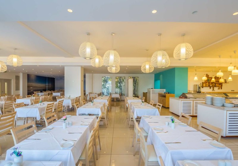 Vrissaki Beach Hotel