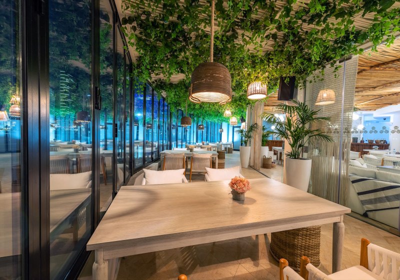 Ausstattung & Service