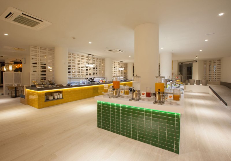 Ausstattung & Service