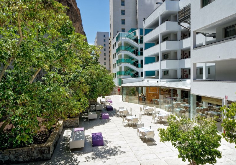 Ausstattung & Service