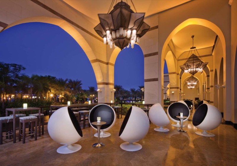 Ausstattung & Service