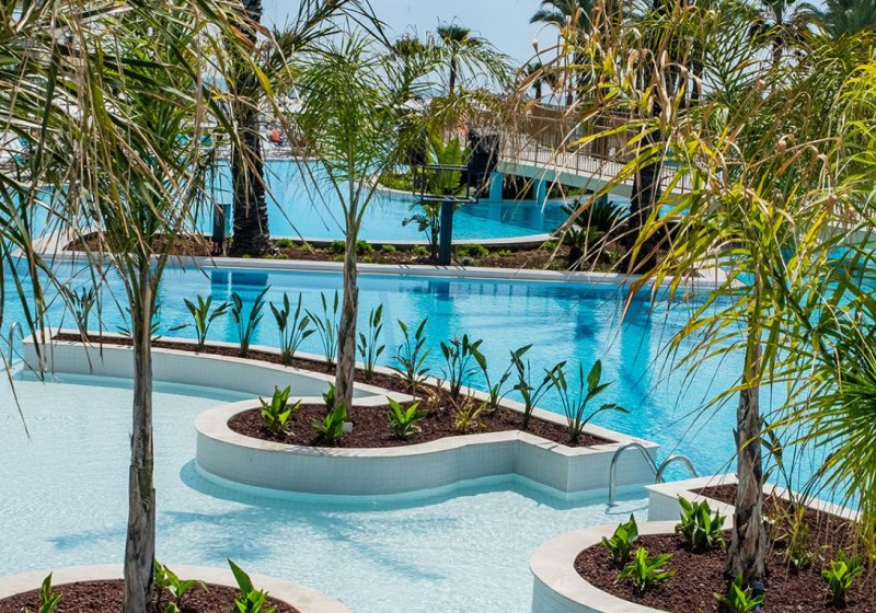 Ausstattung & Service