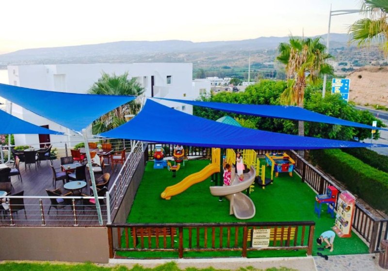 Theo Sunset Bay Hotel