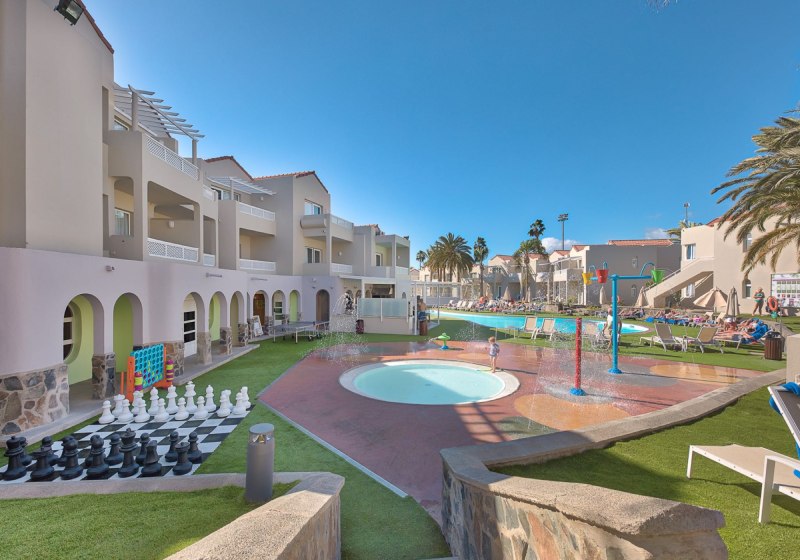 LIVVO Koala Garden Hotel