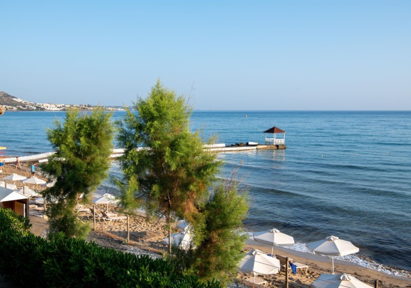 Alexander Beach Hotel & Village Resort