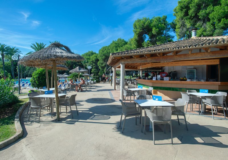 Ausstattung & Service