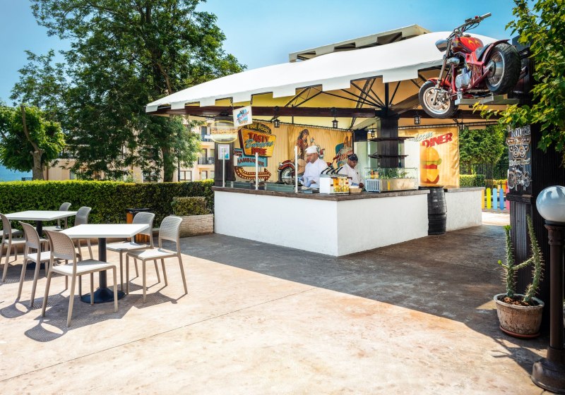 Ausstattung & Service