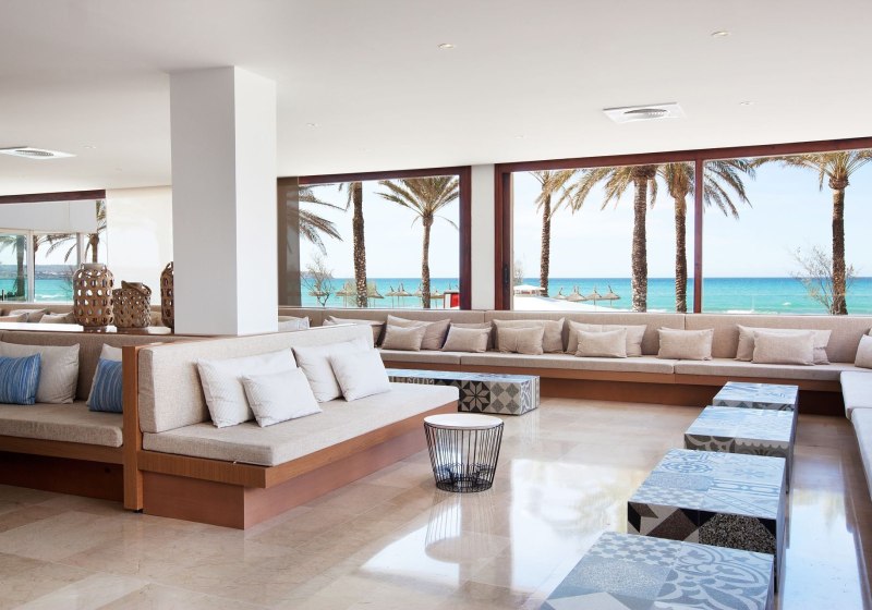 Ausstattung & Service