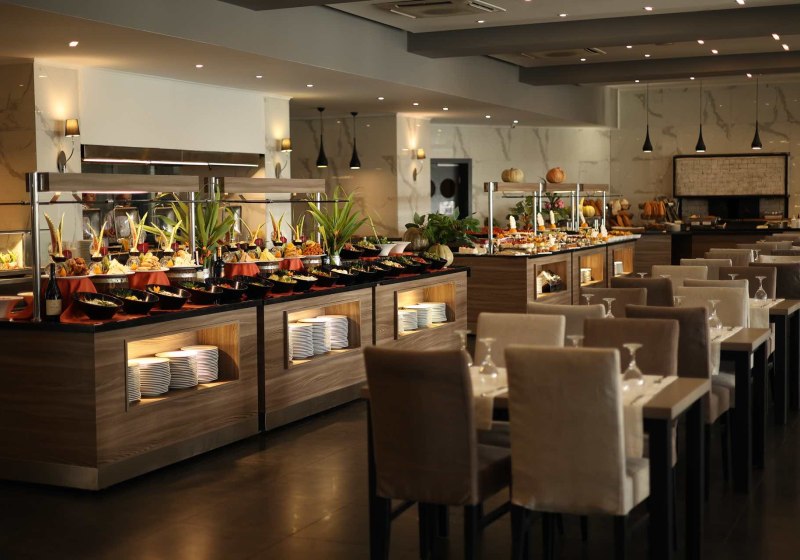 Ausstattung & Service