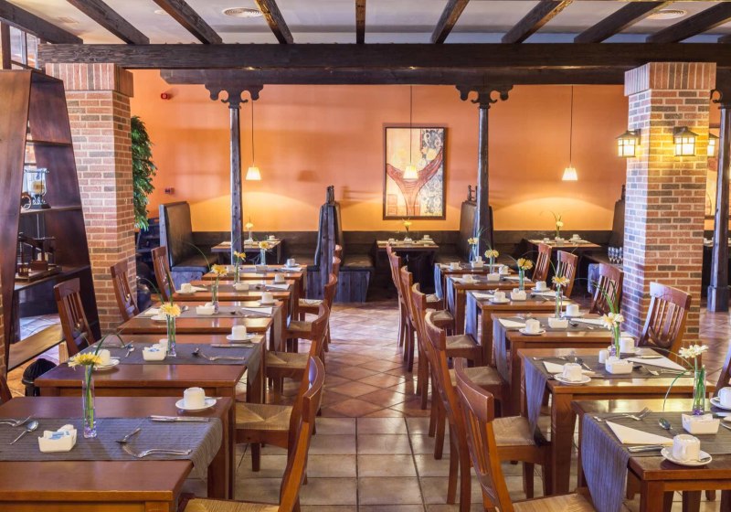 Ausstattung & Service