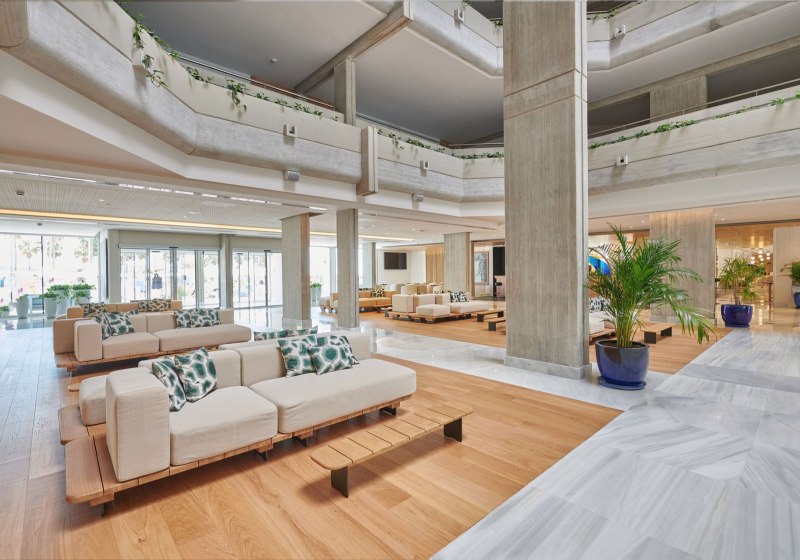 Ausstattung & Service