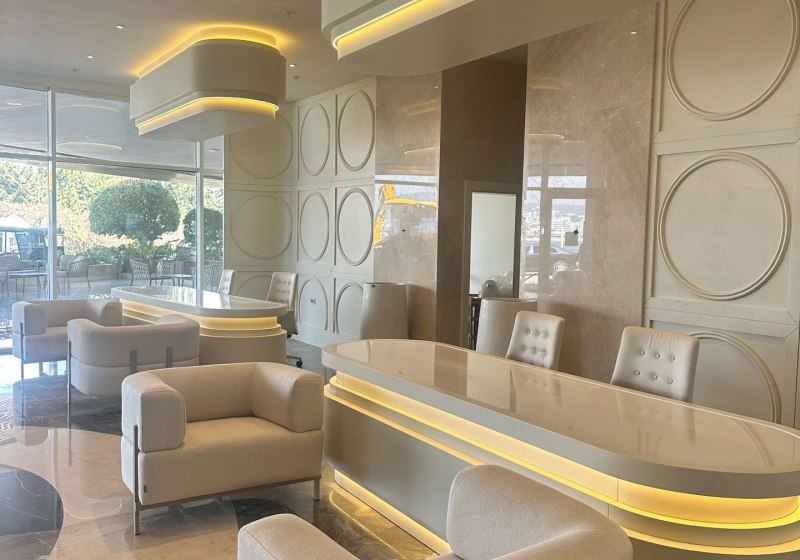 Ausstattung & Service